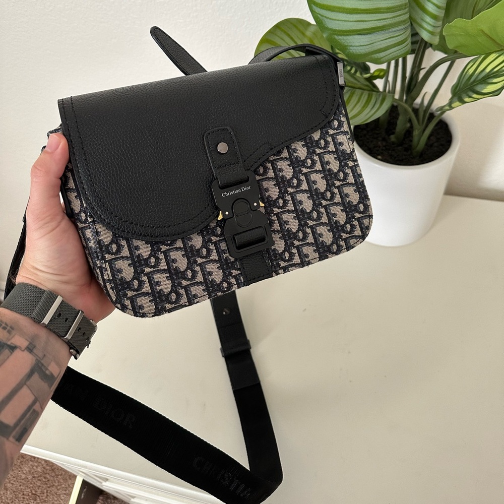 Dior small saddle messenger bag.